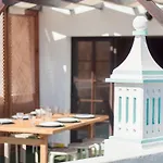 Sunlight House * Фару