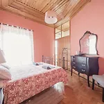 Sunlight House * Фару