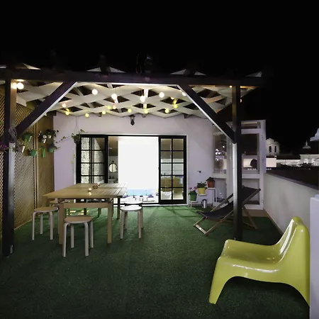 Guest house Sunlight House