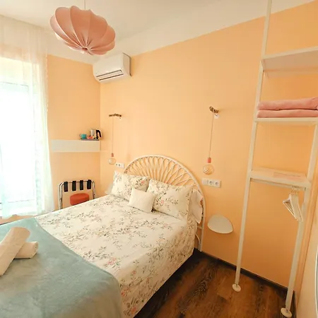 Hostel Sunlight House *