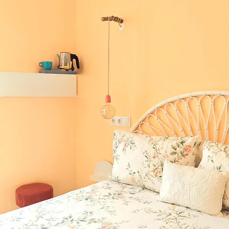 Sunlight House Φάρο