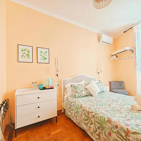 Sunlight House * Φάρο