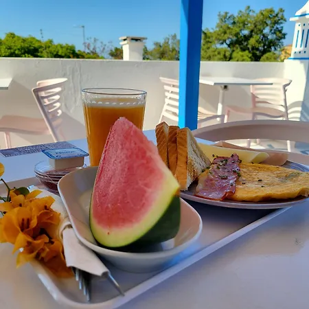 Sunlight House Pensión