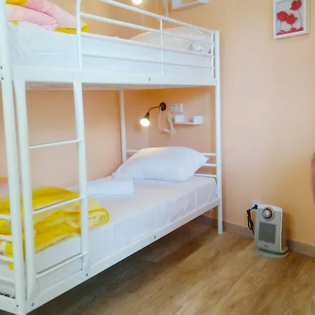 Sunlight House Konukevi