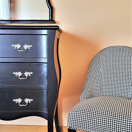 Sunlight House Konukevi *